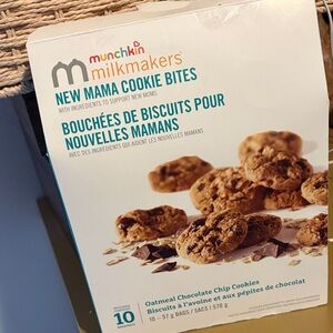Munchkin Milkmakers Oatmeal Chocolate Chip Cookies
